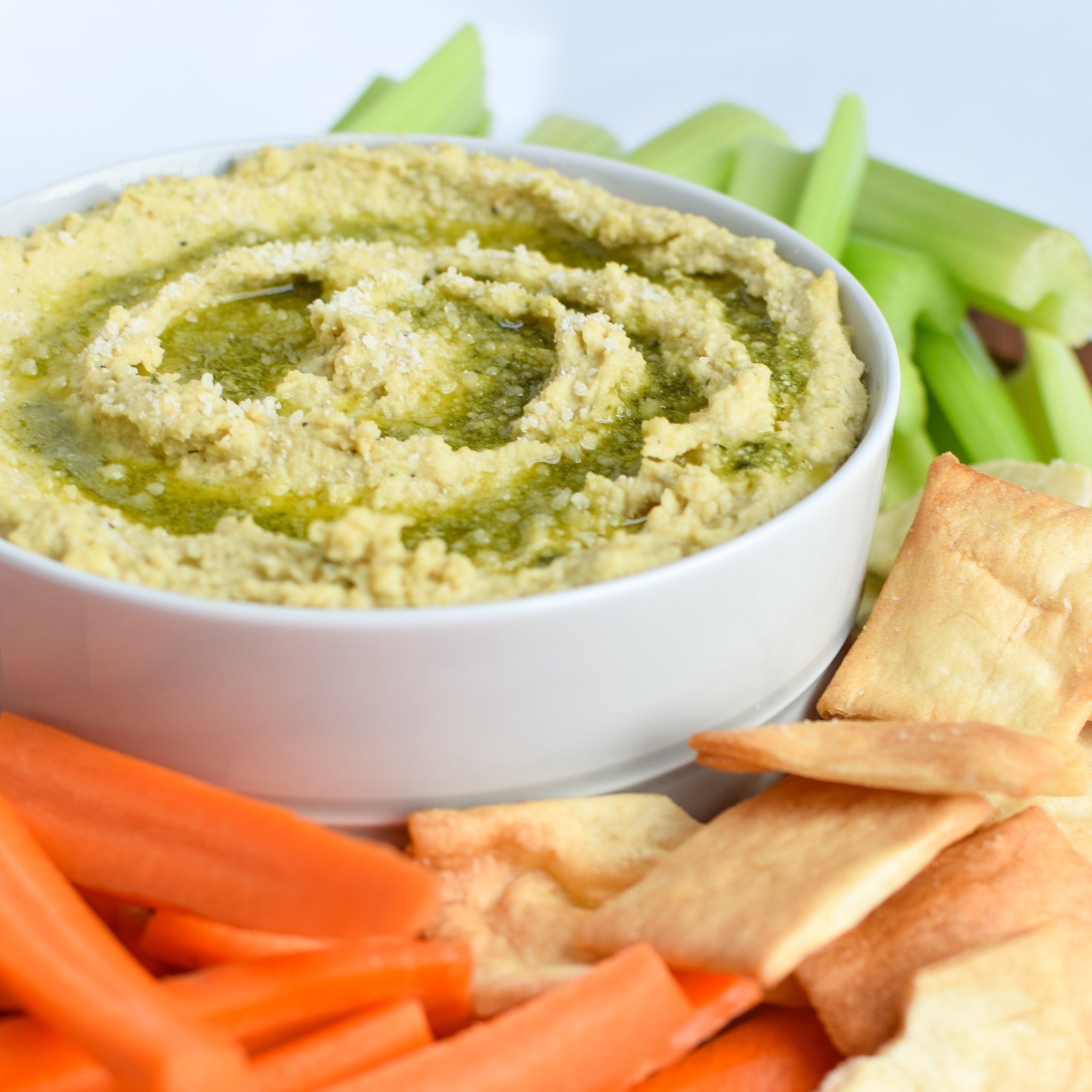 snack prep veggies easy pesto hummus11 Project Meal Plan
