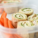 Turkey Pesto Tortilla Pinwheels - My favorite deli cold lunch in a homemade version PLUS pesto!! LOVE. - ProjectMealPlan.com