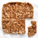 No-Bake Cinnamon Apple Date Bars - These No-Bake Cinnamon Apple Date Bars are naturally sweetened with dates and take just a few minutes to prepare - without heating up the oven! - ProjectMealPlan.com