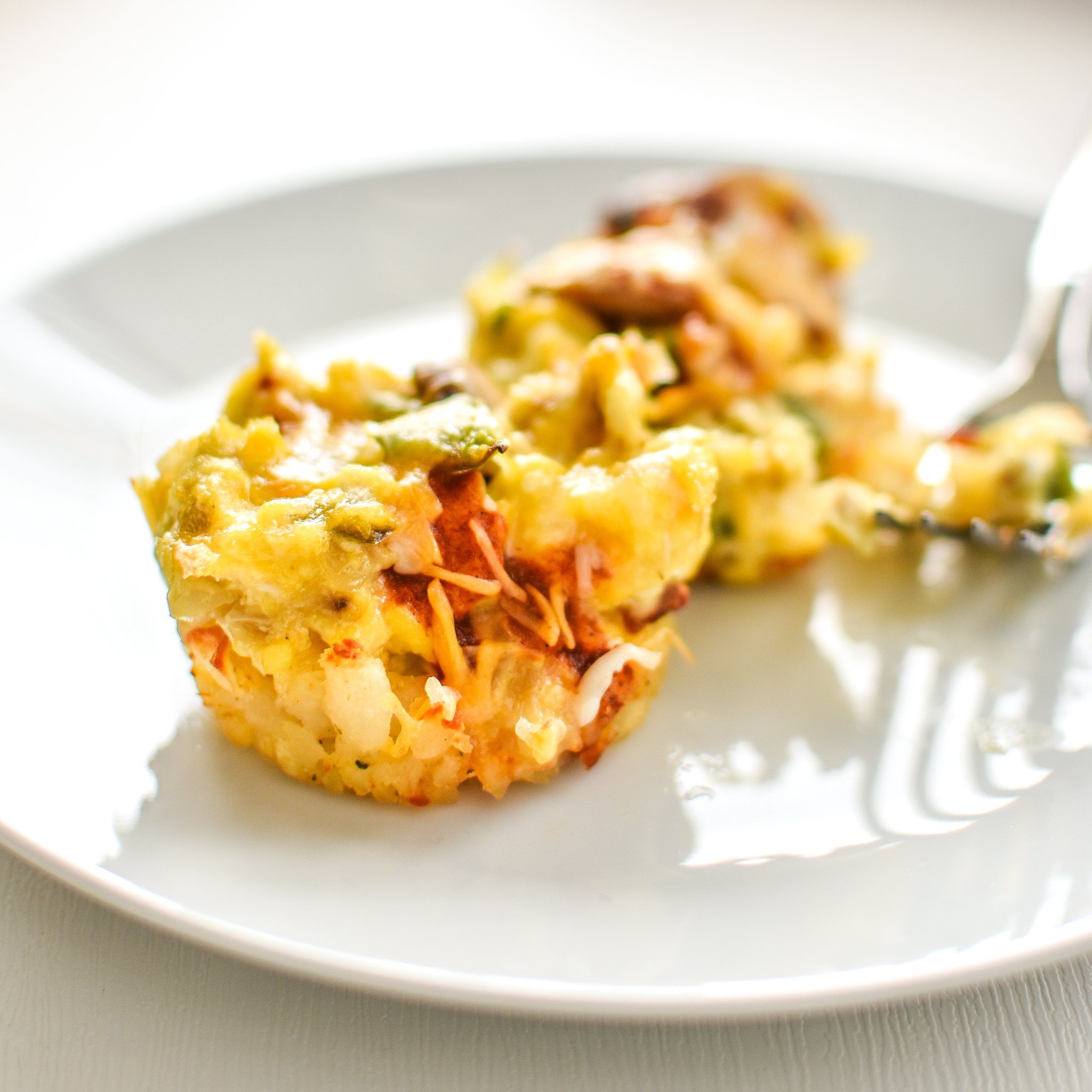 Southwest Muffin Tin Hash Brown Egg Cups - Project Meal Plan