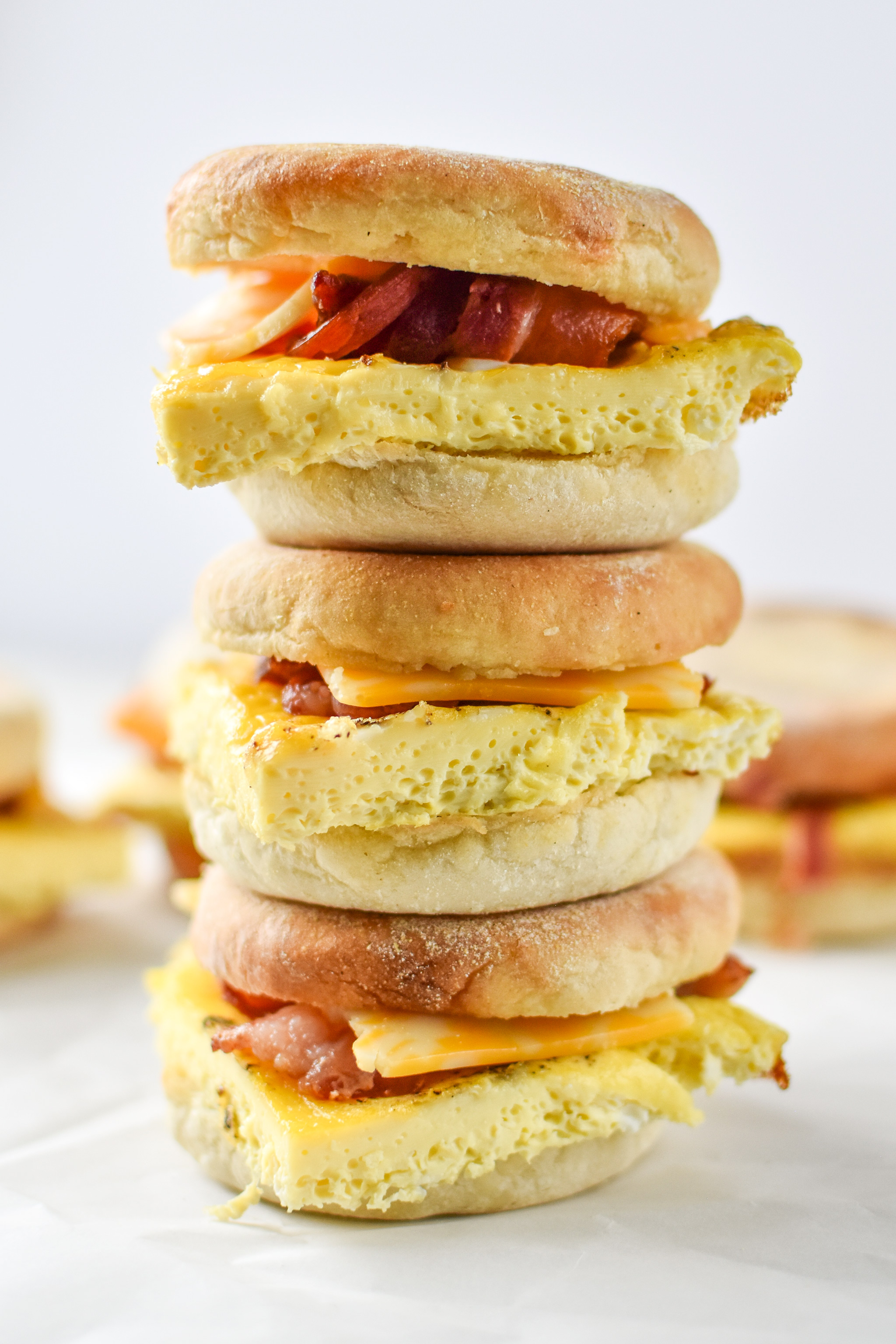 Make-Ahead Bacon Breakfast Sandwiches - Project Meal Plan