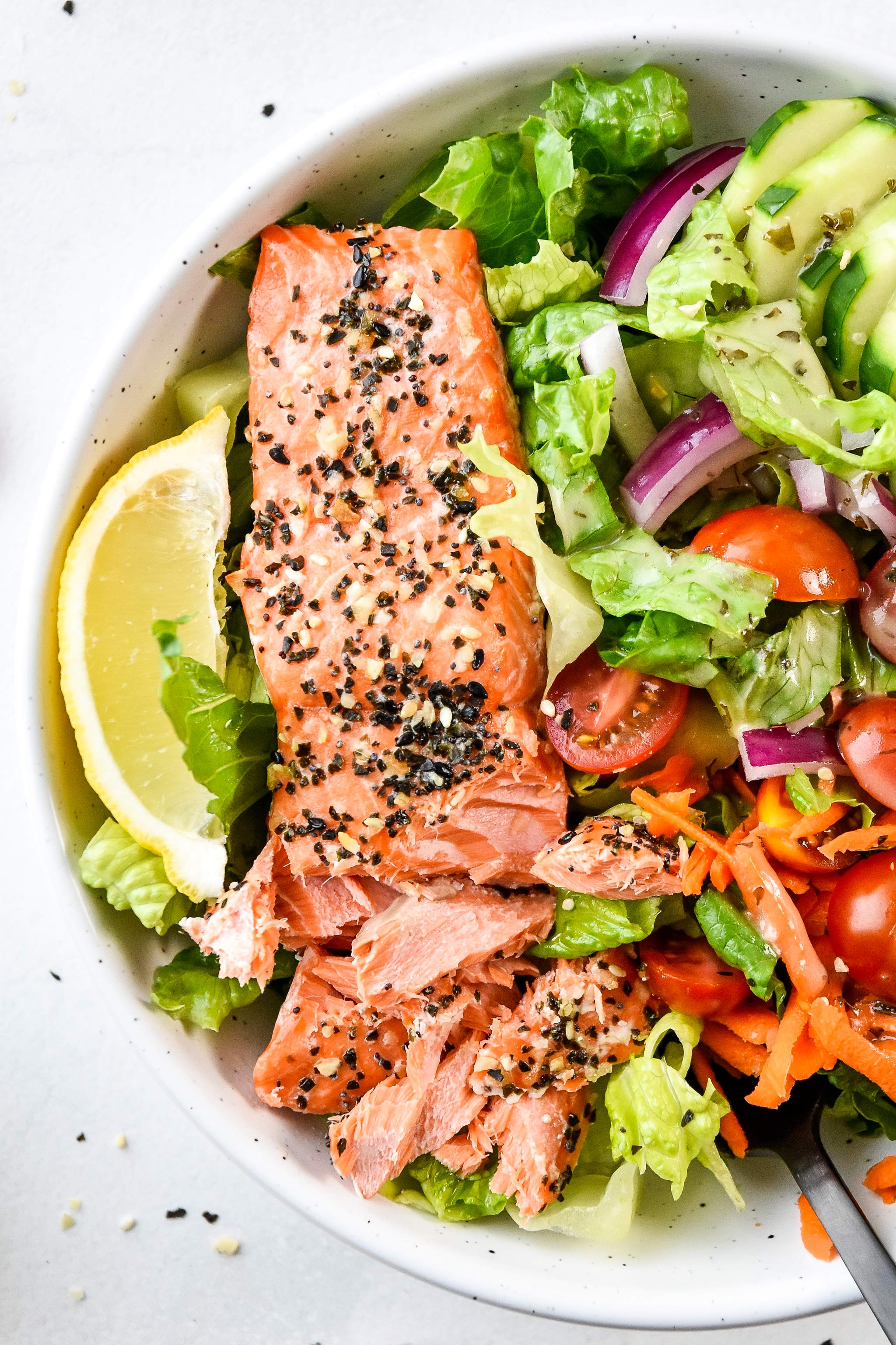 Everything Bagel Baked Salmon Salad Bowls - Project Meal Plan